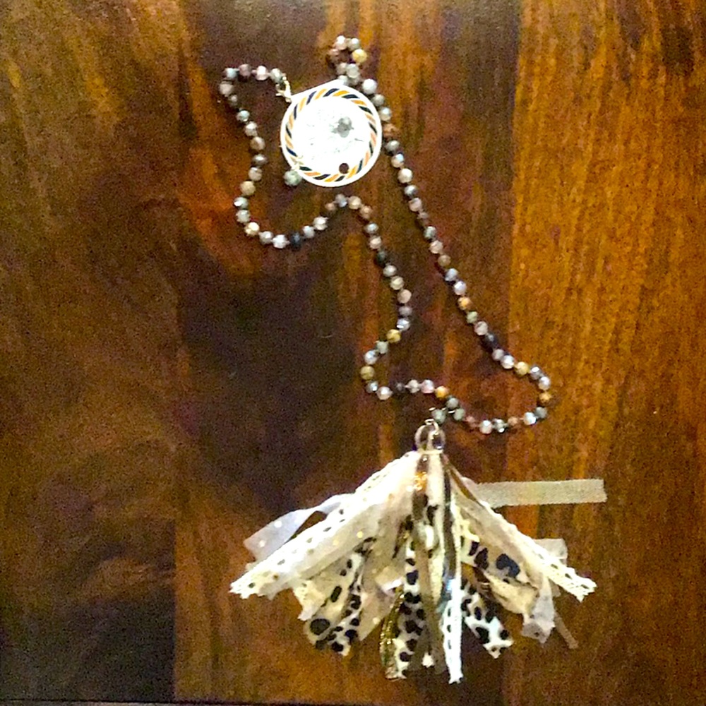 Rodeo & Sunshine Necklace and earrings